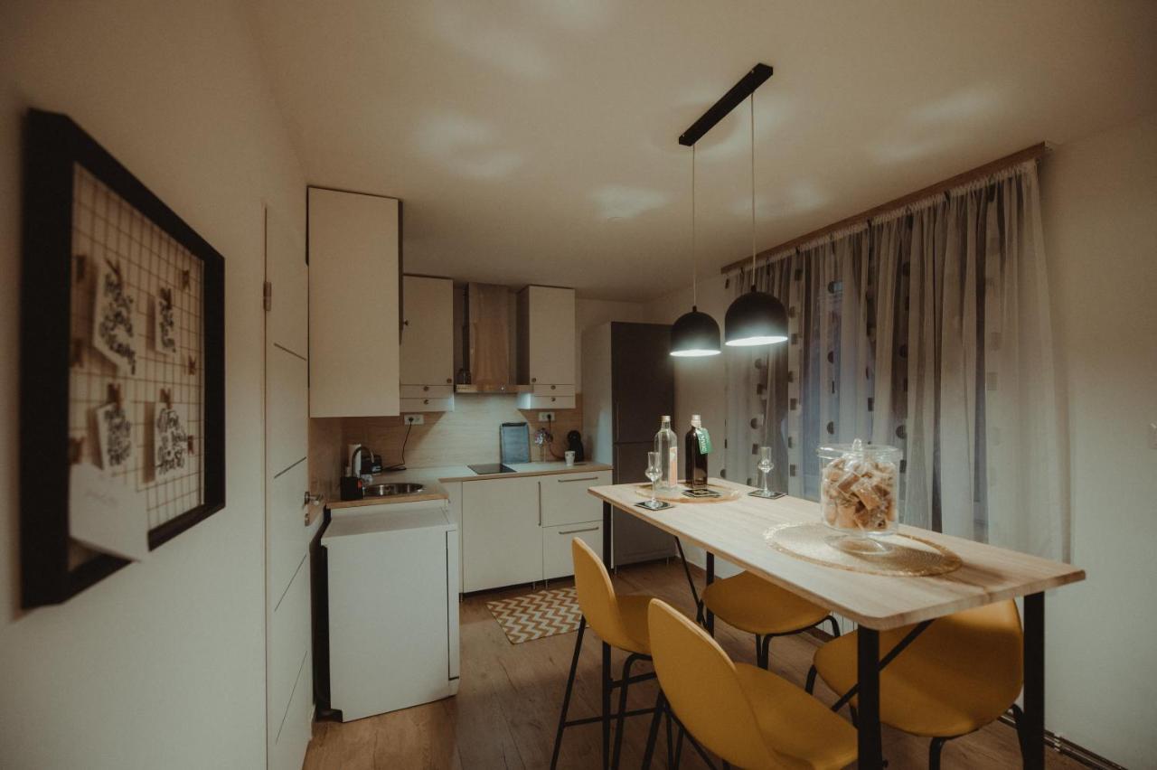 Kucica Apartamento Ðakovo Exterior foto
